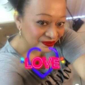 Meet your Posher, Francisca